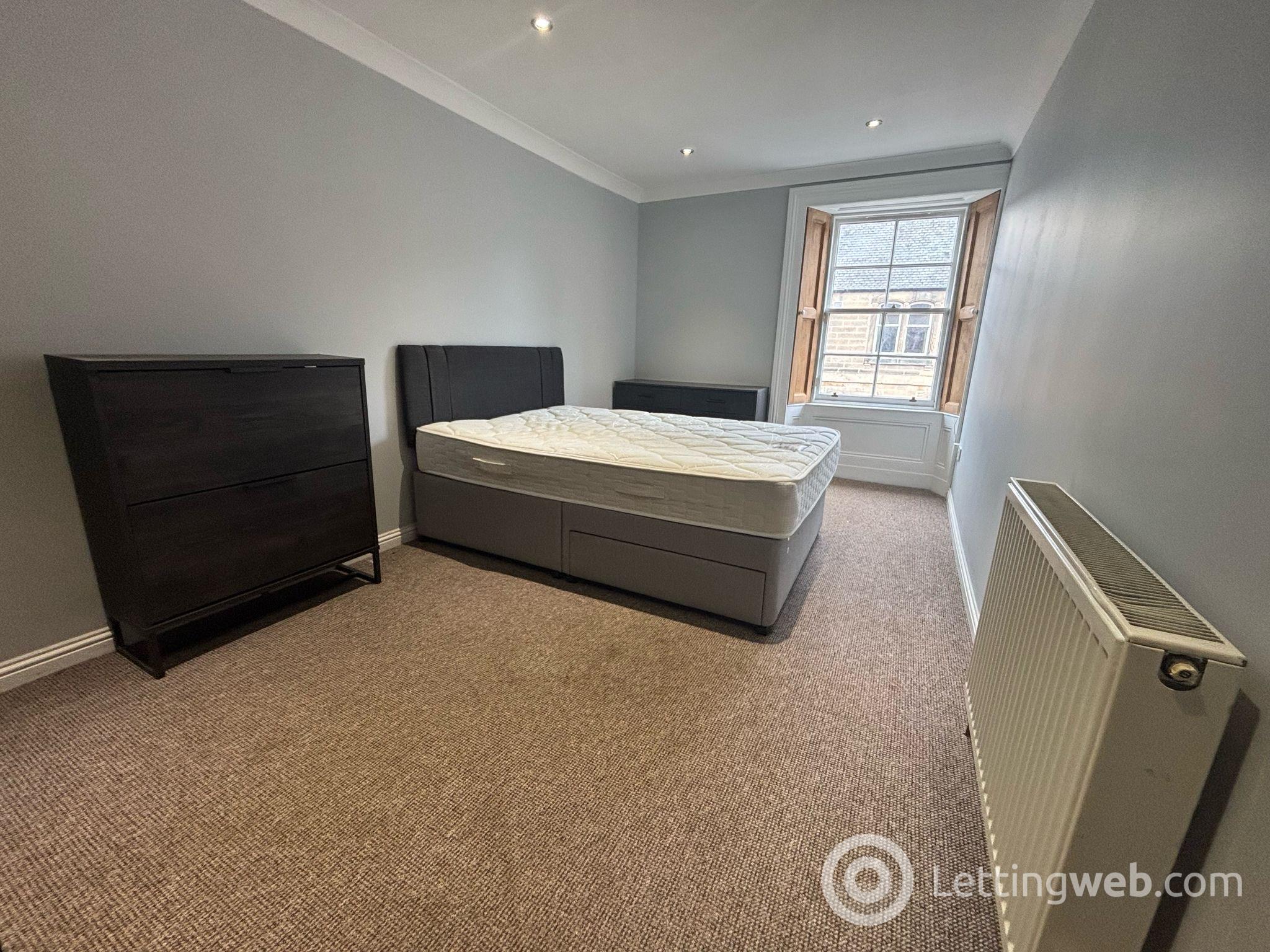 Property to rent in 33C, Main Street, Gorebridge, EH23 4BX