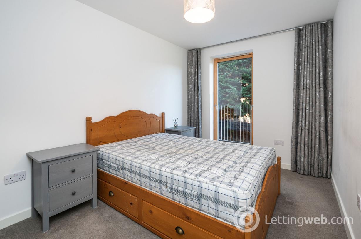 Property to rent in Flat 6, 15 Hughes Close, Edinburgh, EH7 4FZ