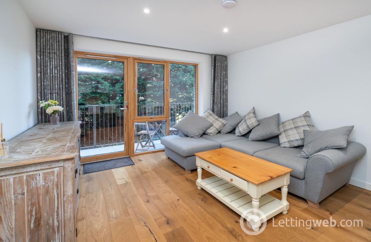 Property to rent in Flat 6, 15 Hughes Close, Edinburgh, EH7 4FZ