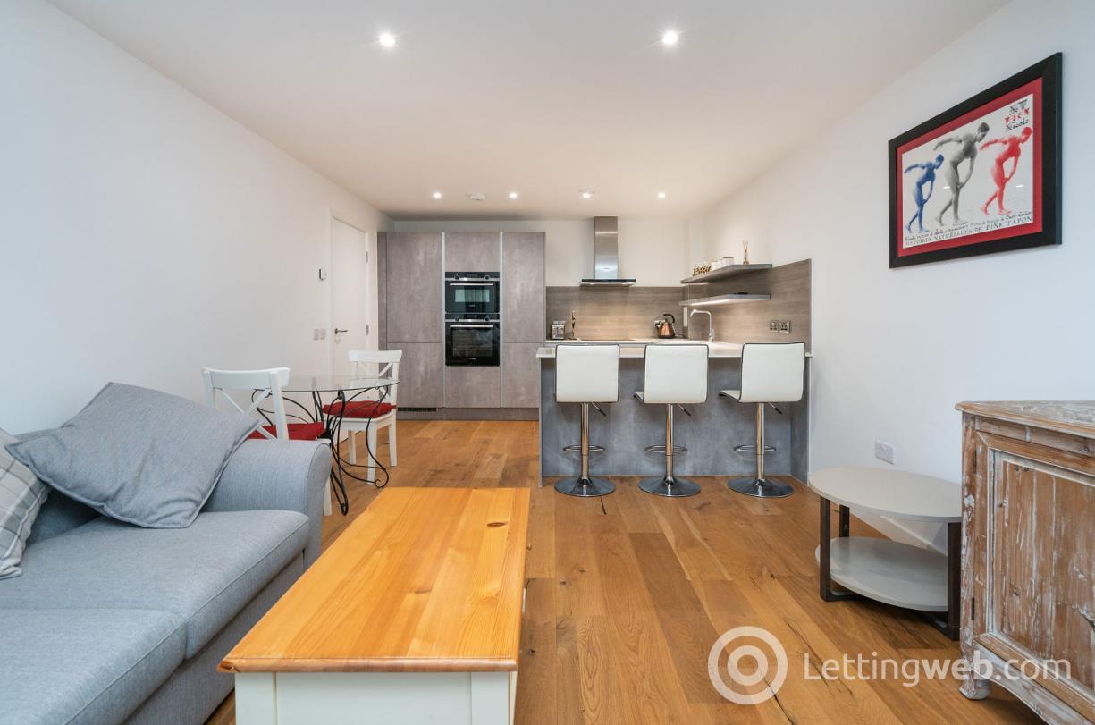 Property to rent in Flat 6, 15 Hughes Close, Edinburgh, EH7 4FZ