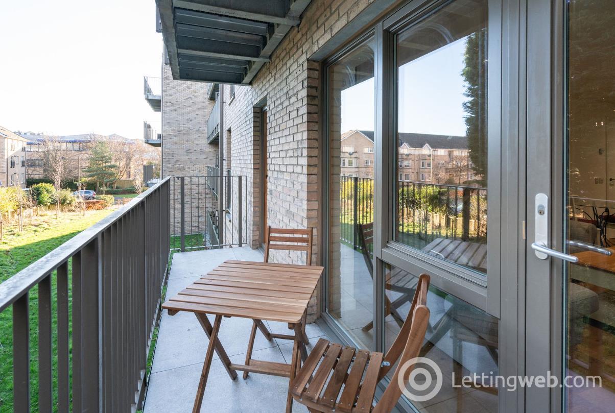 Property to rent in Flat 6, 15 Hughes Close, Edinburgh, EH7 4FZ