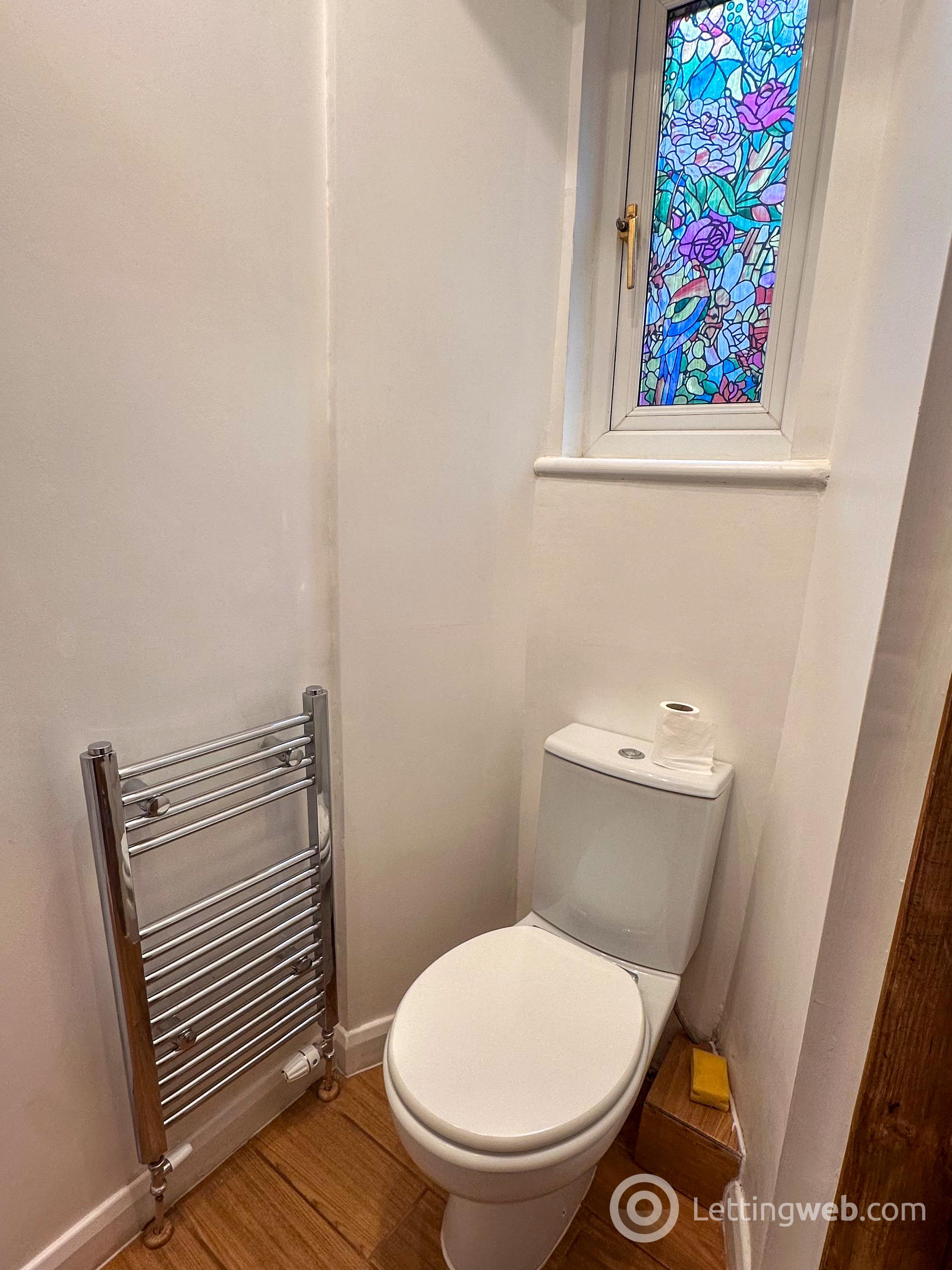 Property to rent in 8 Rose Street, Dunfermline, KY12 0RE