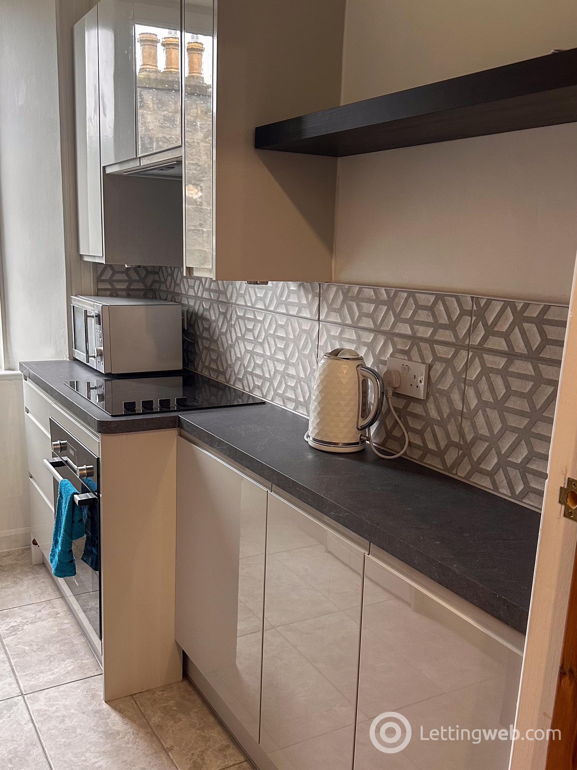 Property to rent in 8 Rose Street, Dunfermline, KY12 0RE