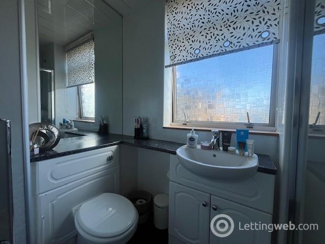 Property to rent in 19 Maryfield Place, Bonnyrigg, EH19 3BG