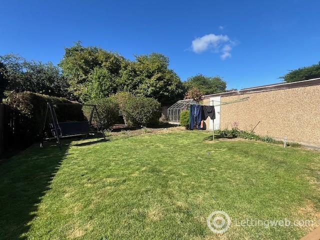 Property to rent in 19 Maryfield Place, Bonnyrigg, EH19 3BG