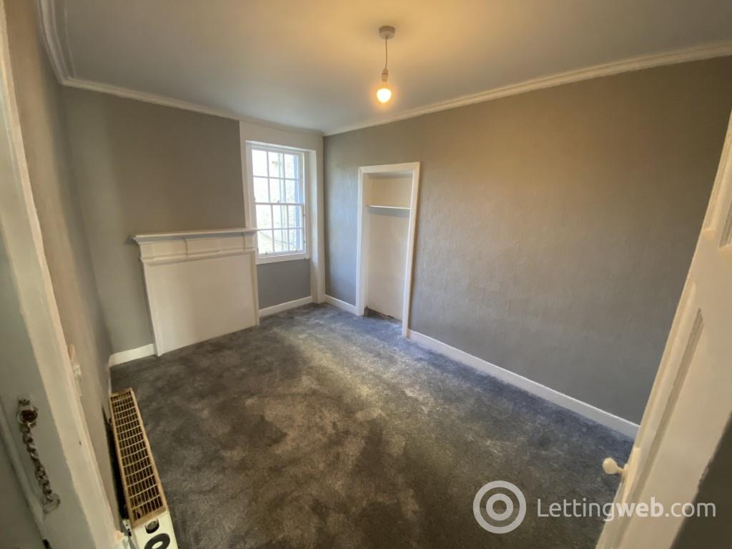 Property to rent in Flat 1, 77 High Street, Dalkeith, EH22 1JA