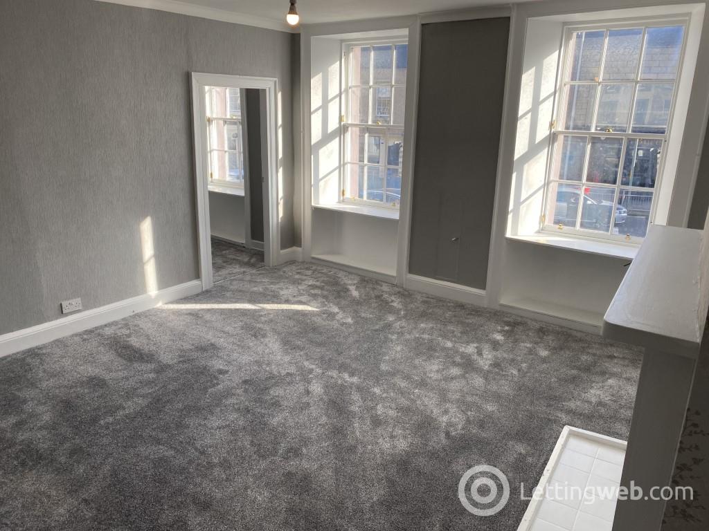 Property to rent in Flat 1, 77 High Street, Dalkeith, EH22 1JA