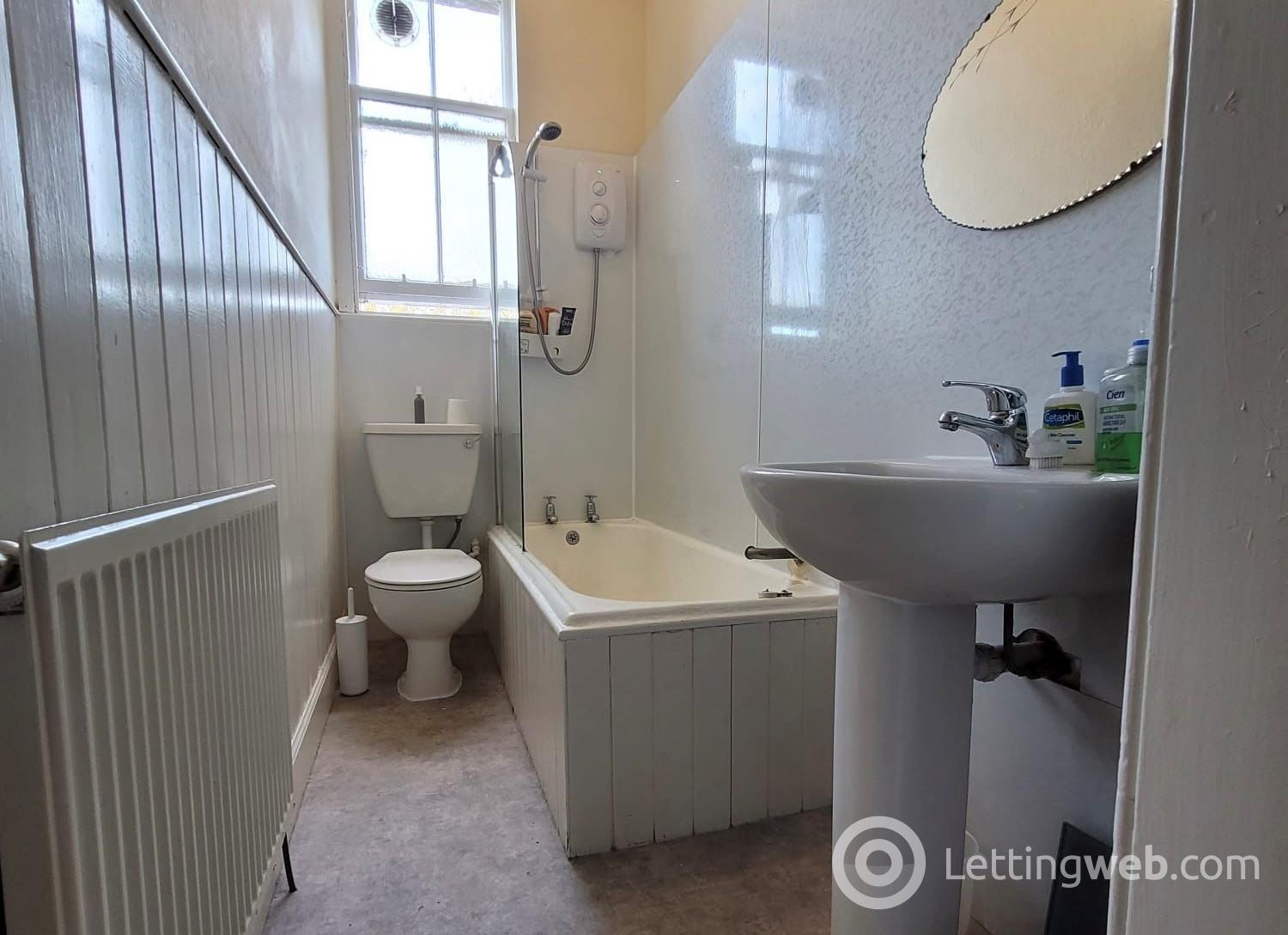 Property to rent in 5/4, Roseneath Street, Edinburgh, EH9 1JH