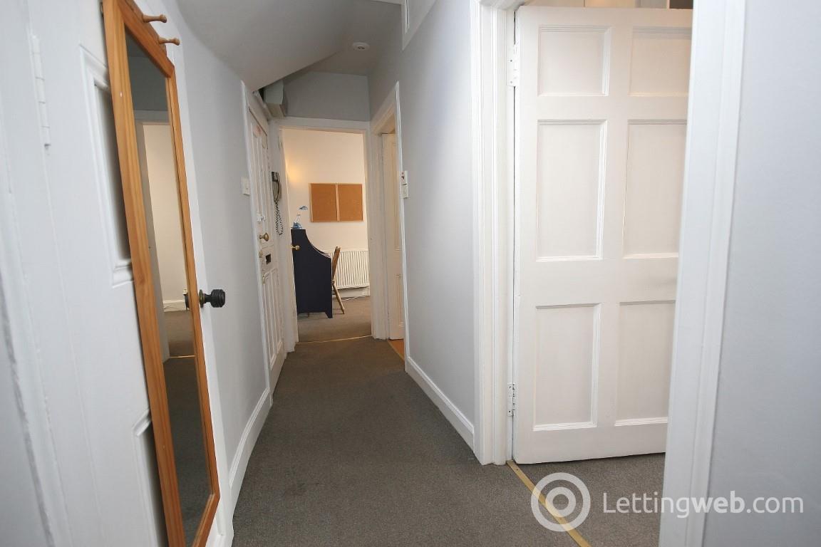 Property to rent in 457/11, Lawnmarket, Edinburgh, EH1 2NT