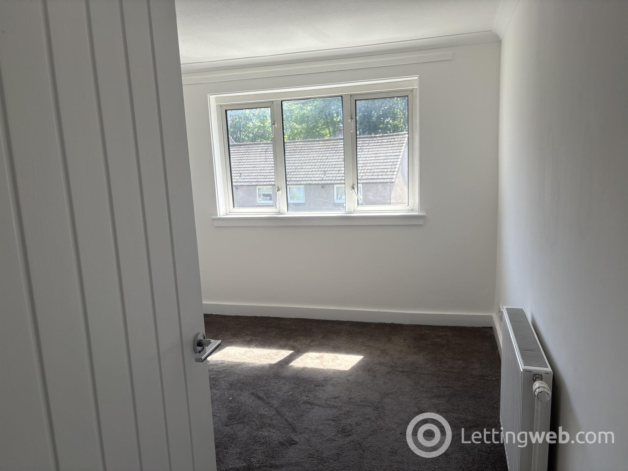 Property to rent in 19/5, Alan Breck Gardens, Edinburgh, EH4 7JA