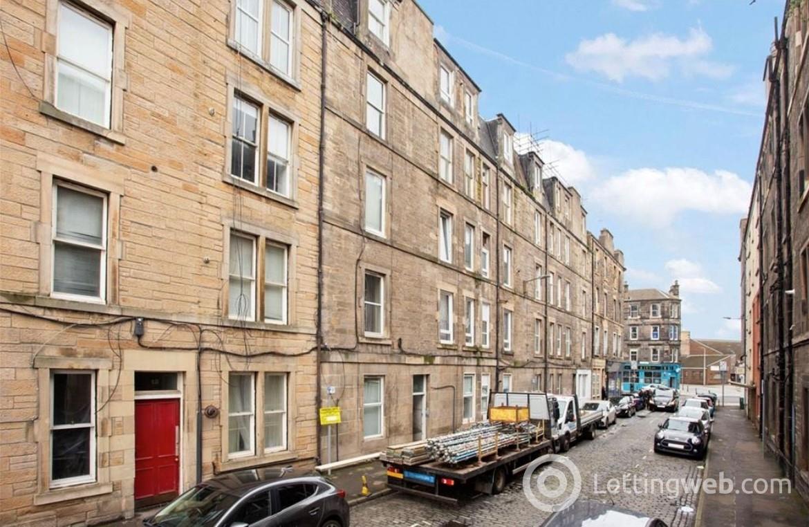 Property to rent in 9/4 (1F2) Pirrie Street
