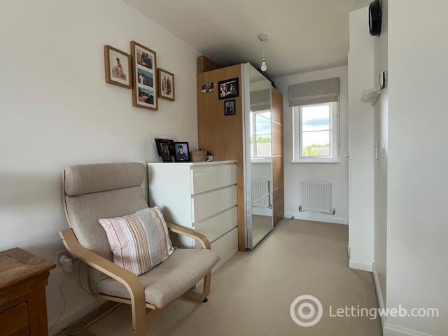 Property to rent in 12 College Medway, Eskbank, EH22 3FS