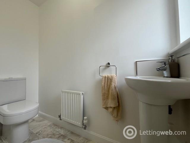 Property to rent in 12 College Medway, Eskbank, EH22 3FS