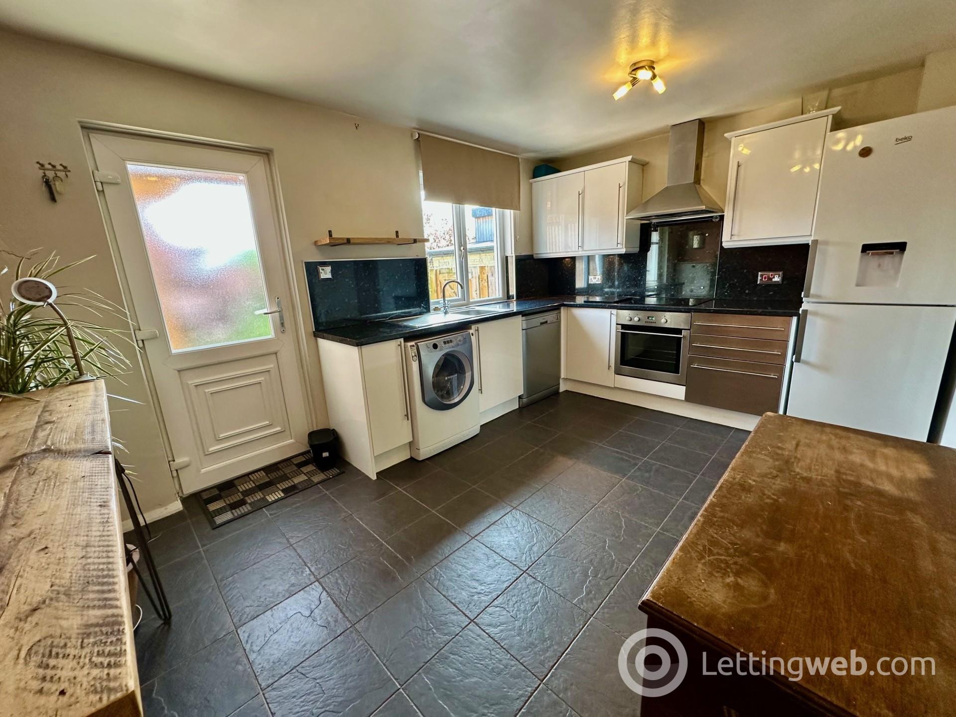 Property to rent in 143C, Carnethie Street, Rosewell, EH24 9AH