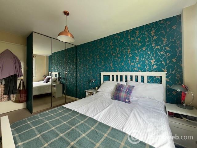 Property to rent in 224 Oxgangs Road North, Edinburgh, EH13 9EB