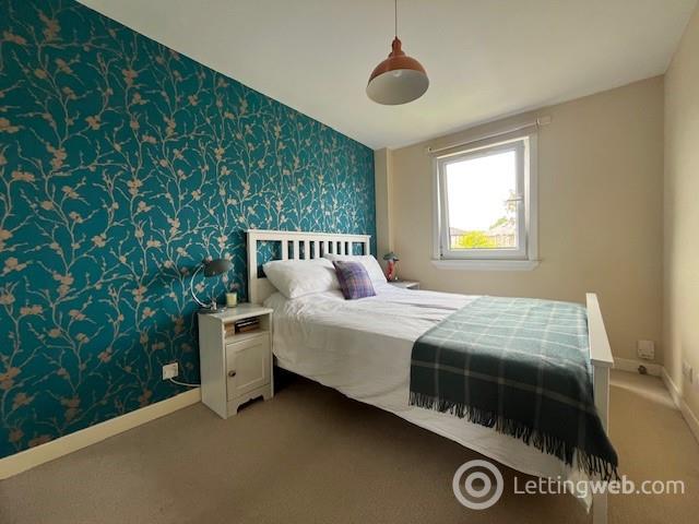 Property to rent in 224 Oxgangs Road North, Edinburgh, EH13 9EB