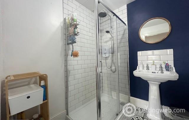 Property to rent in 2/9 (3F2), Dickson Street, Edinburgh, EH6 8RL