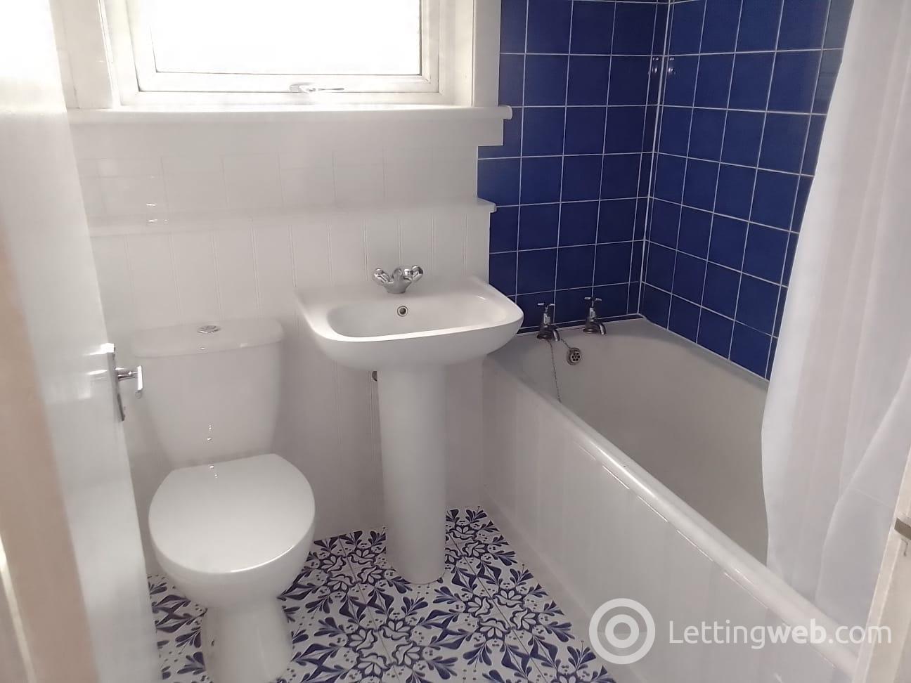 Property to rent in Couper Avenue, North Berwick, EH39 4DX