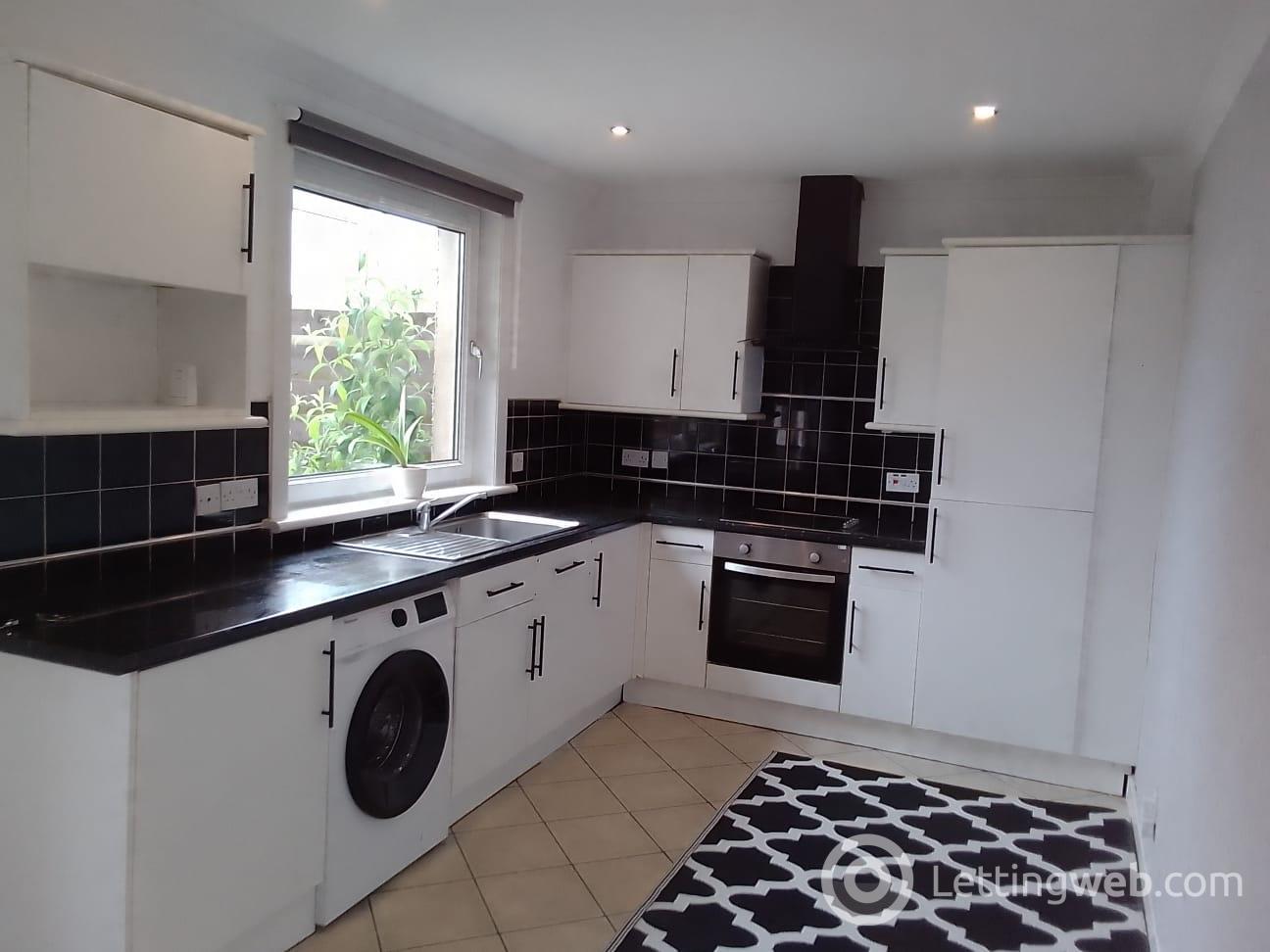 Property to rent in Couper Avenue, North Berwick, EH39 4DX