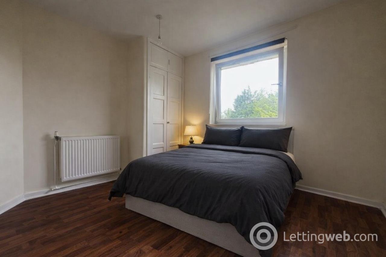 Property to rent in Walter Scott Avenue, Edinburgh