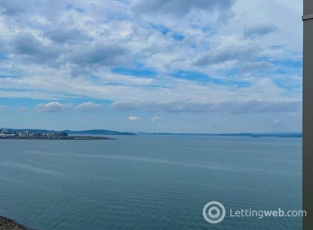 Property to rent in 10/31, Western Harbour Terrace, Edinburgh, EH6 6JN
