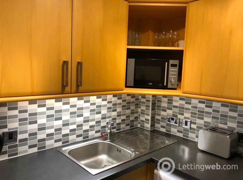 Property to rent in 12/12, (3F3) Wardlaw Terrace, Edinburgh, EH11 1TW