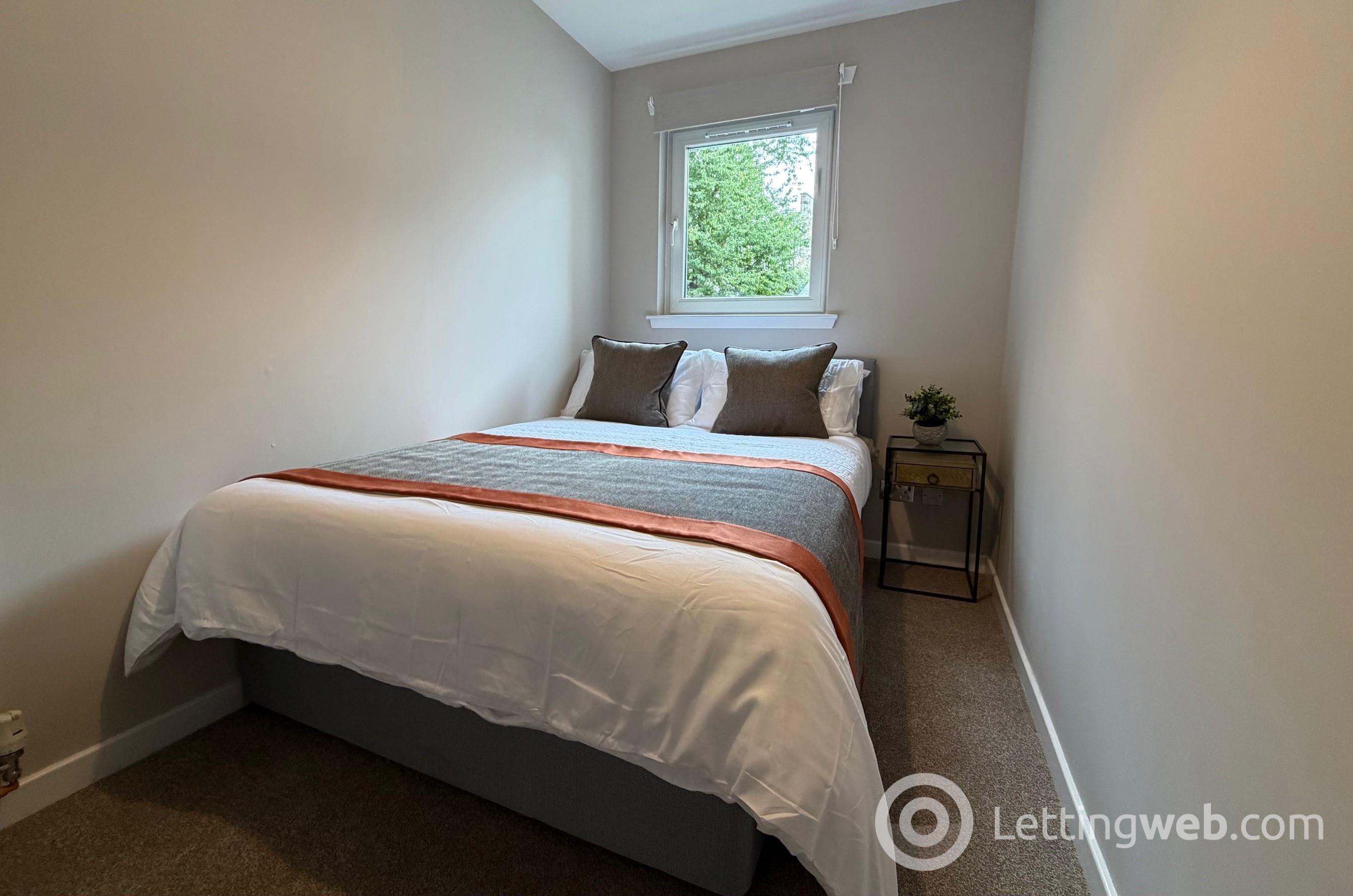 Property to rent in Flat 1, 16 Clockmill Lane, Edinburgh, EH8 8HY