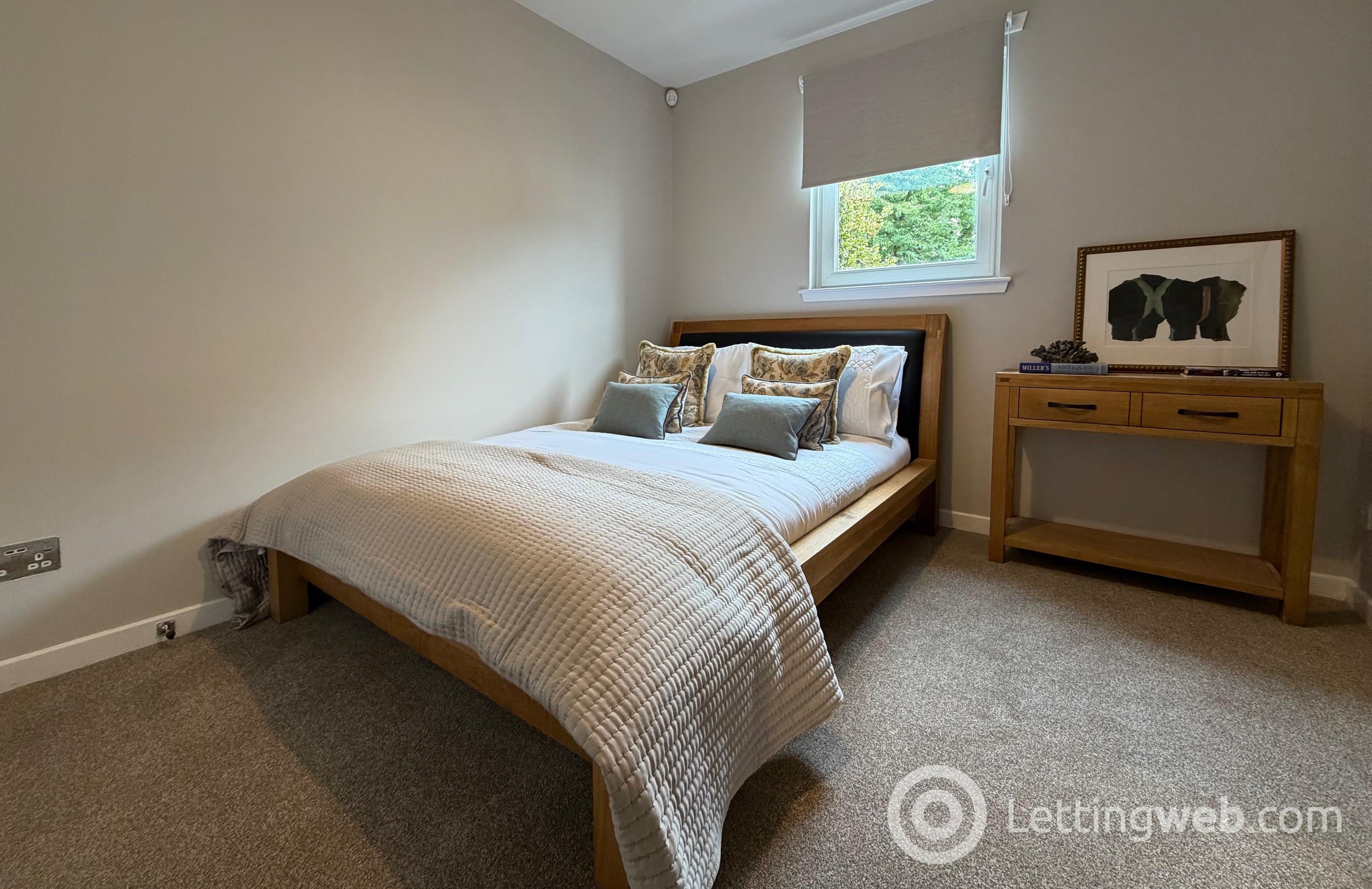 Property to rent in Flat 1, 16 Clockmill Lane, Edinburgh, EH8 8HY