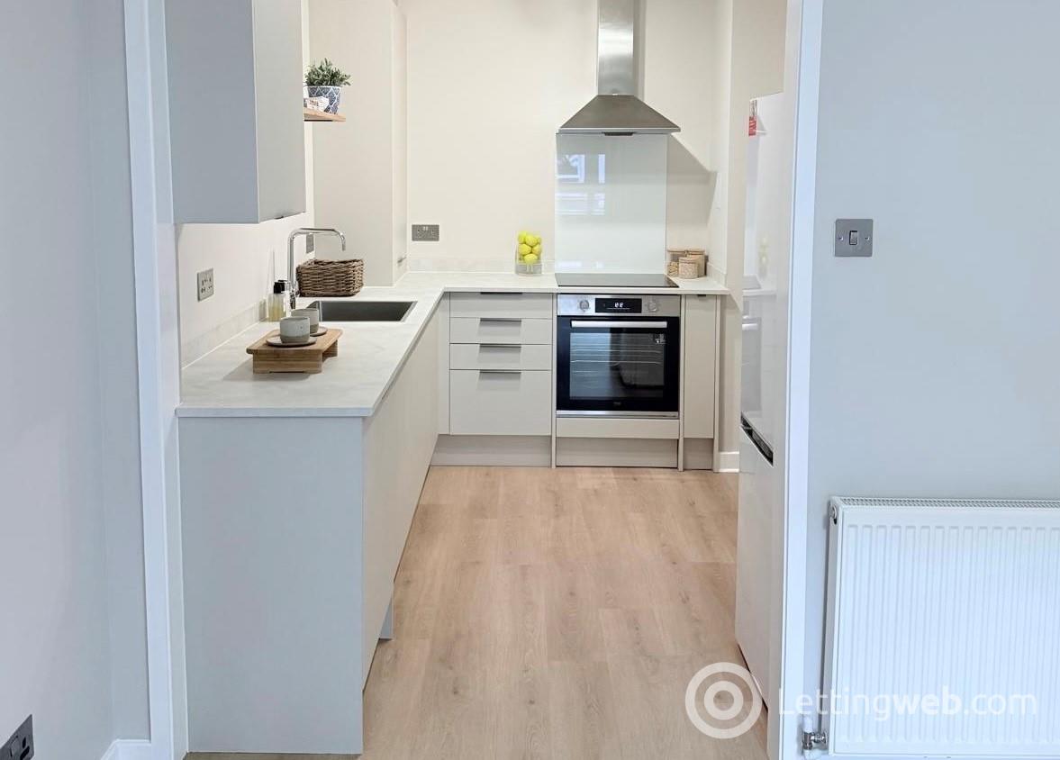 Property to rent in Flat 1, 16 Clockmill Lane, Edinburgh, EH8 8HY