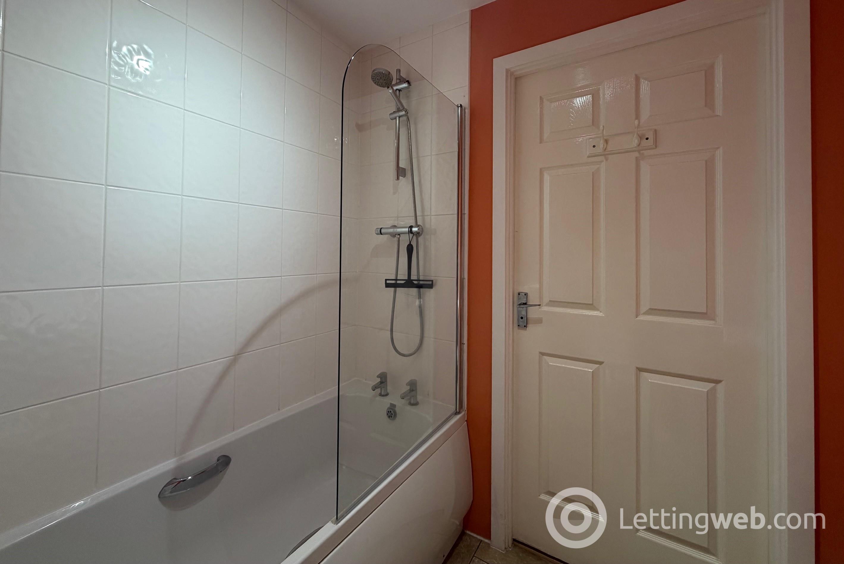 Property to rent in 4 Burnbrae Terrace, Bonnyrigg, EH19 3DB