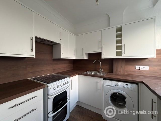 Property to rent in 82 Oxgangs Terrace, Edinburgh, EH13 9BP