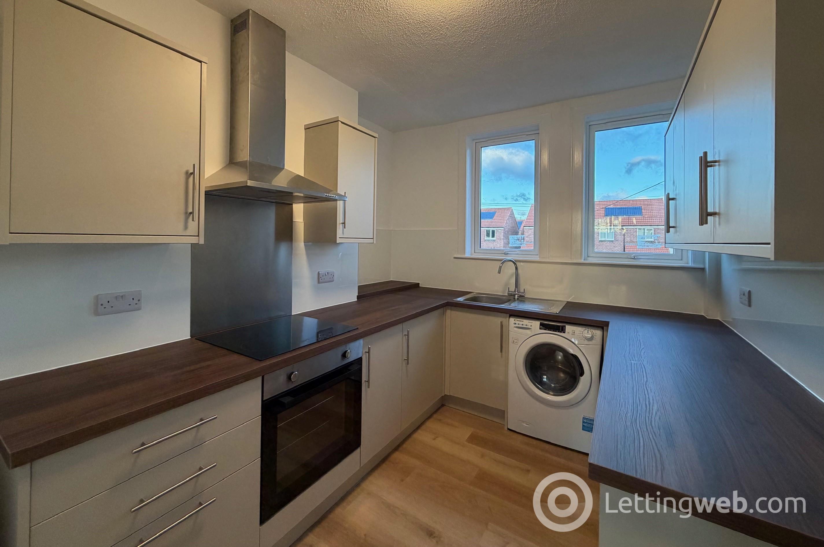 Property to rent in 70 New Hunterfield, Gorebridge, EH23 4BH