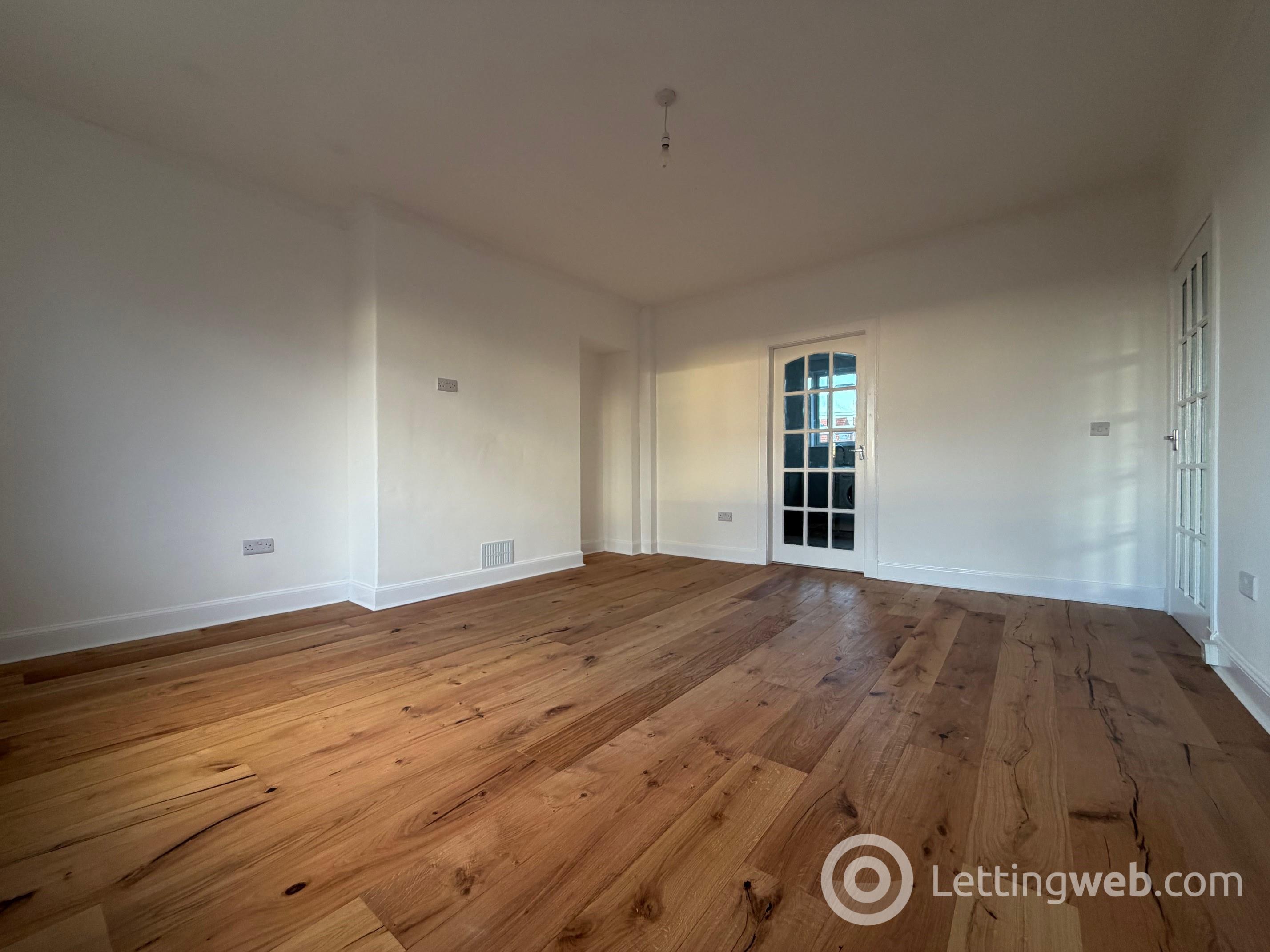 Property to rent in 70 New Hunterfield, Gorebridge, EH23 4BH