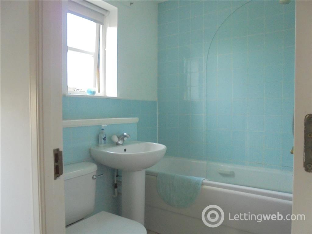 Property to rent in 90 Bonaly Wester, Edinburgh, EH13 0RQ