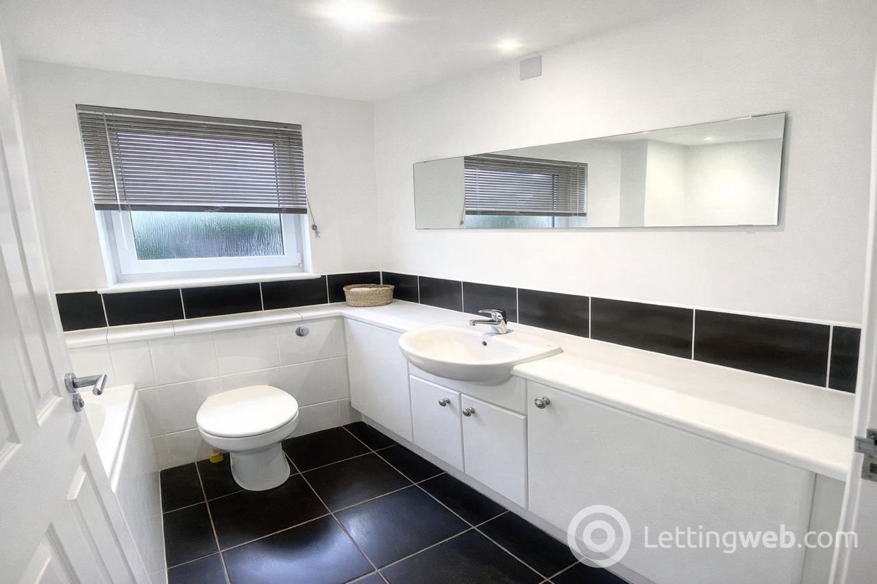 Property to rent in 36/1, Restalrig Drive, Edinburgh, EH7 6JF