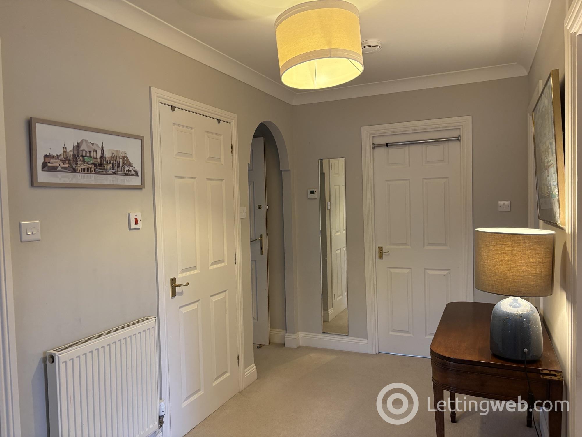 Property to rent in 83/16, East London Street, Edinburgh, EH7 4BQ