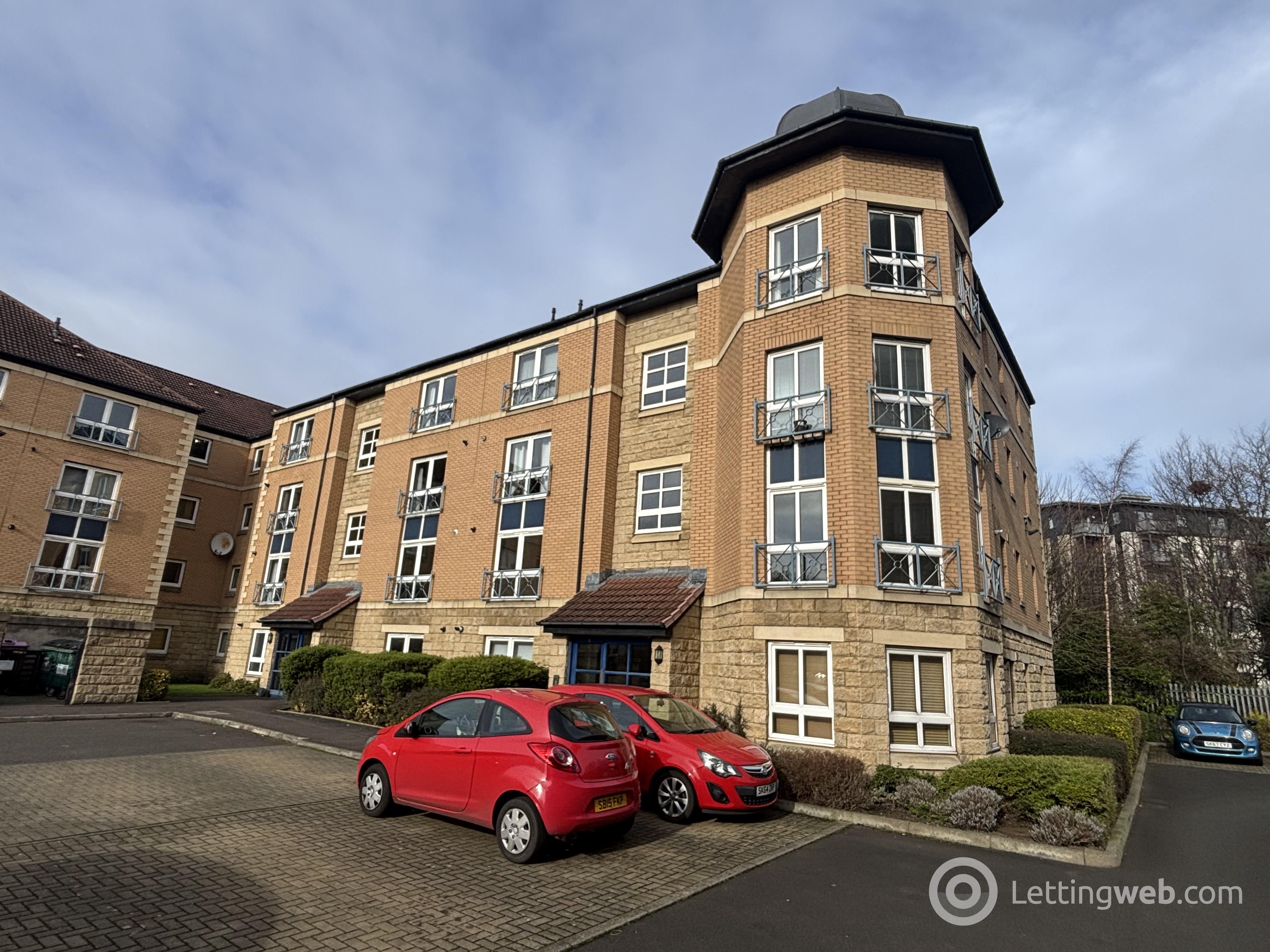 Property to rent in 10/8, St. Clair Road, Edinburgh, EH6 8JJ