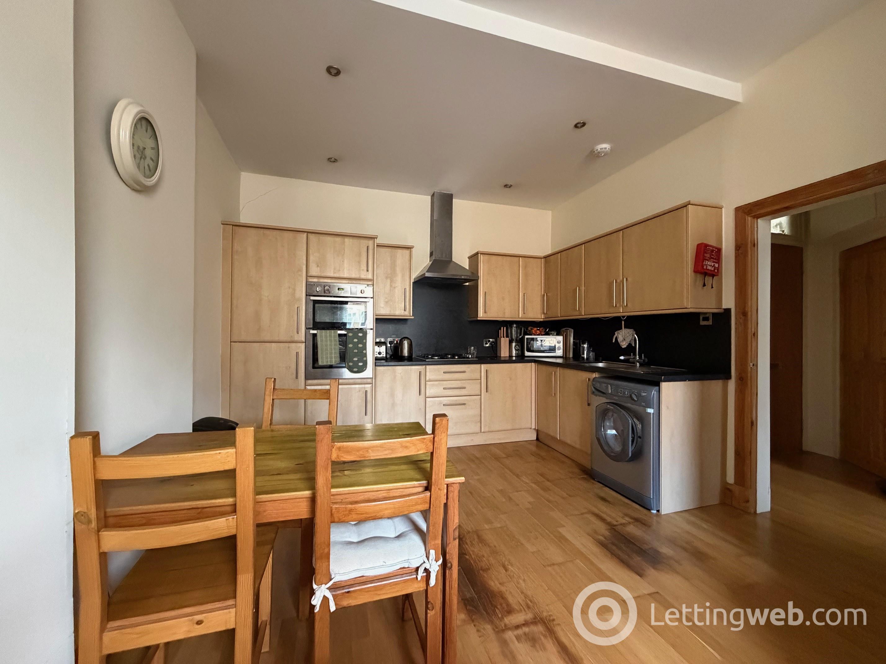 Property to rent in 8/10, Bothwell Street, Edinburgh, EH7 5PR