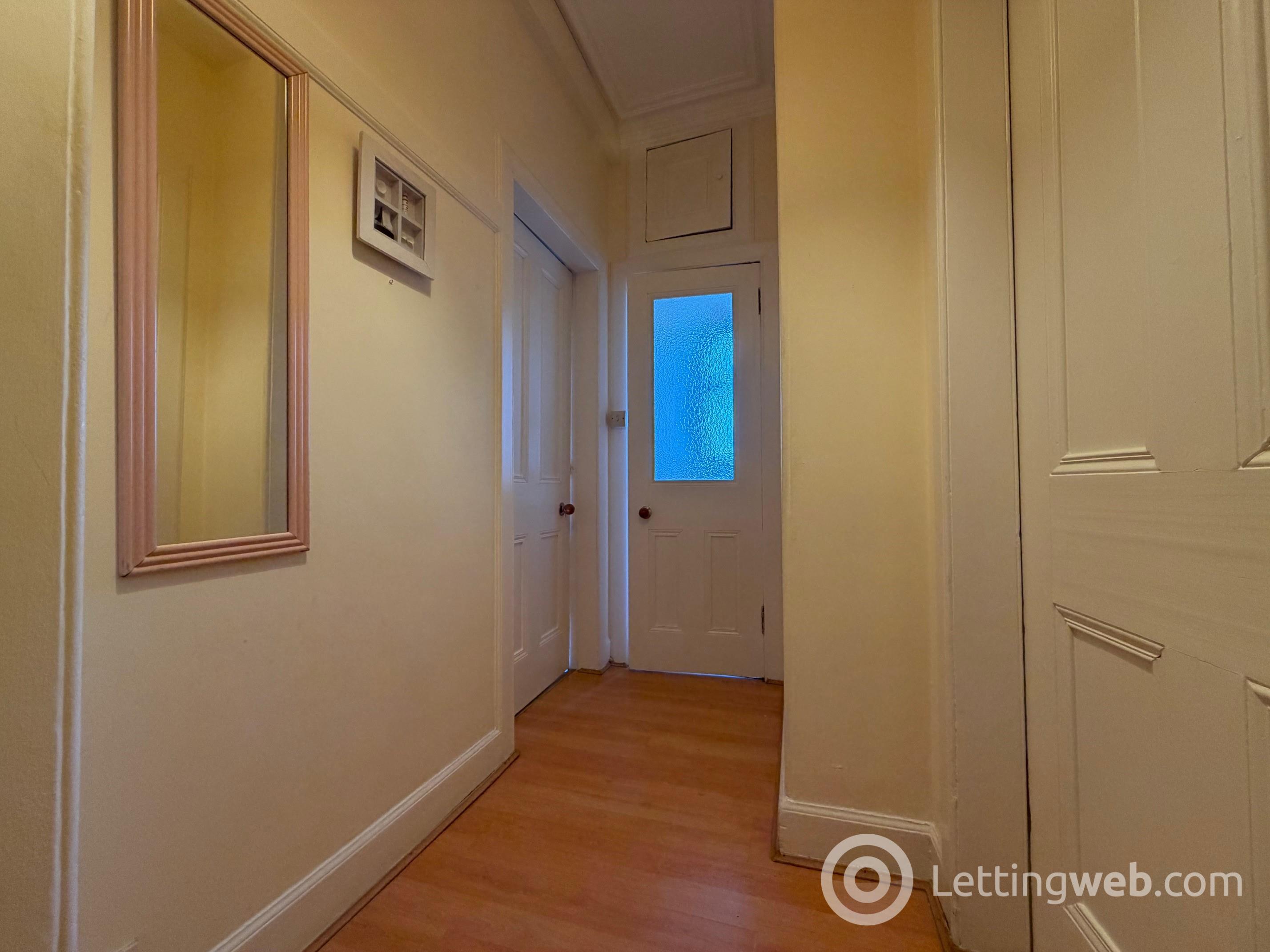 Property to rent in 1/4, Albion Place, Edinburgh, EH7 5QR