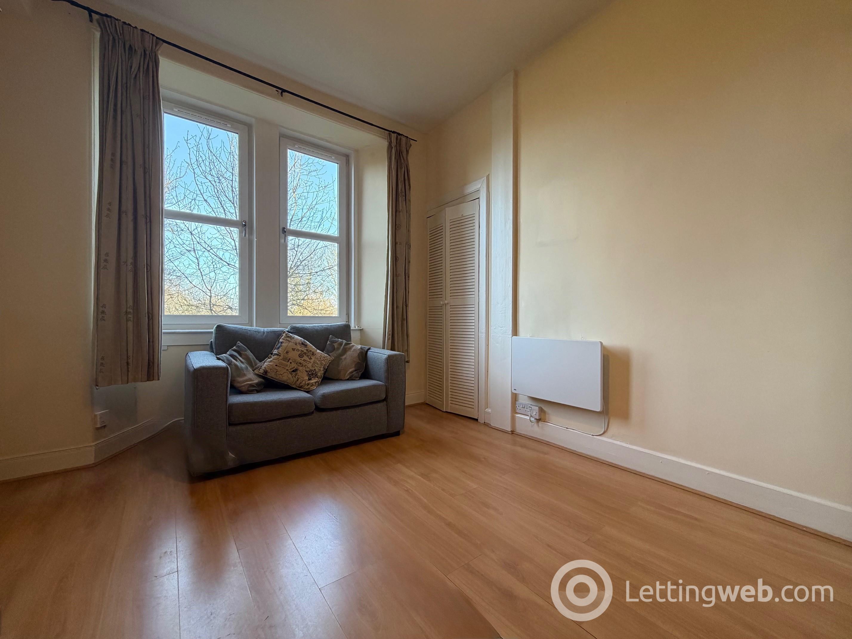 Property to rent in 1/4, Albion Place, Edinburgh, EH7 5QR