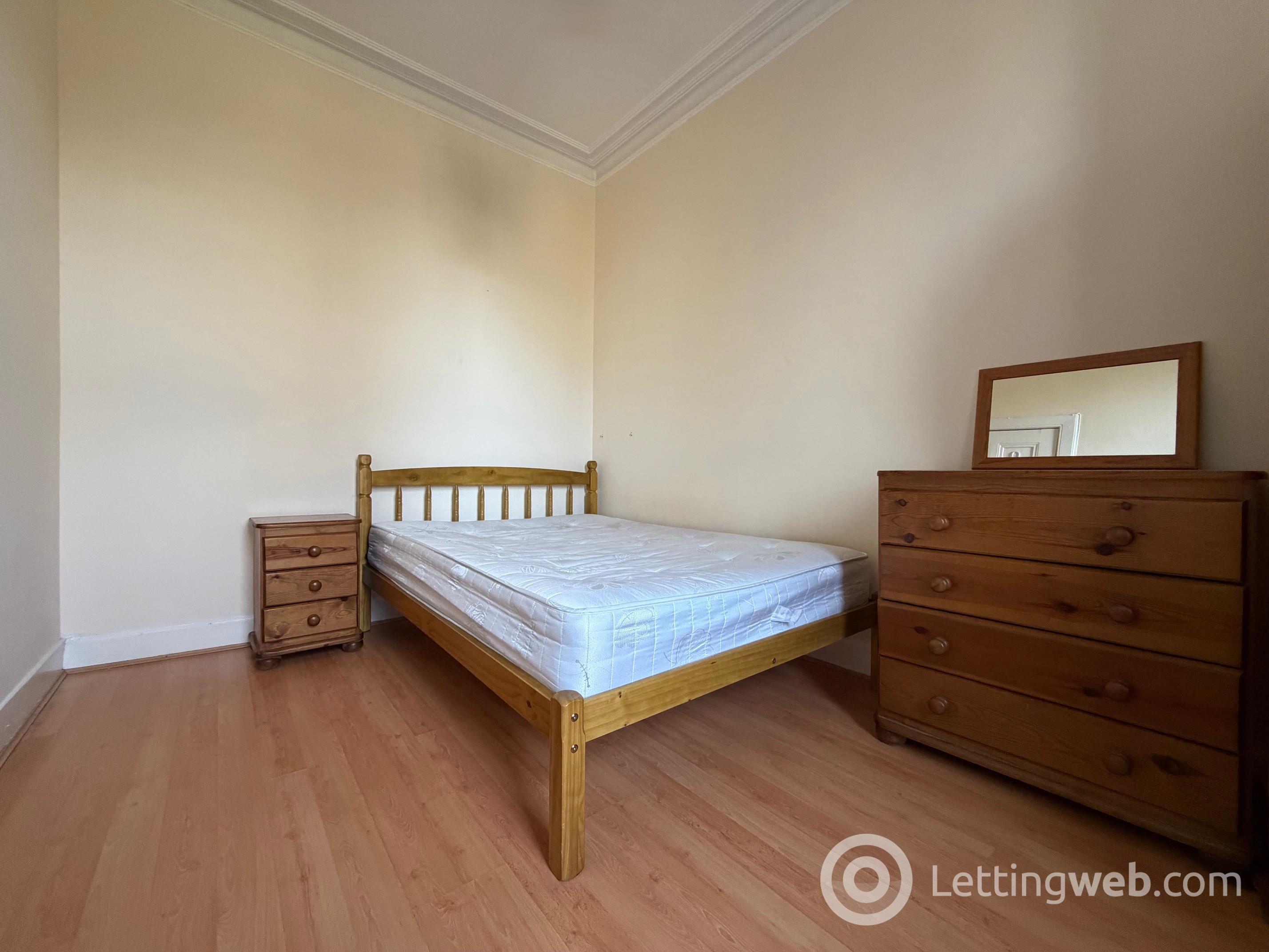 Property to rent in 1/4, Albion Place, Edinburgh, EH7 5QR