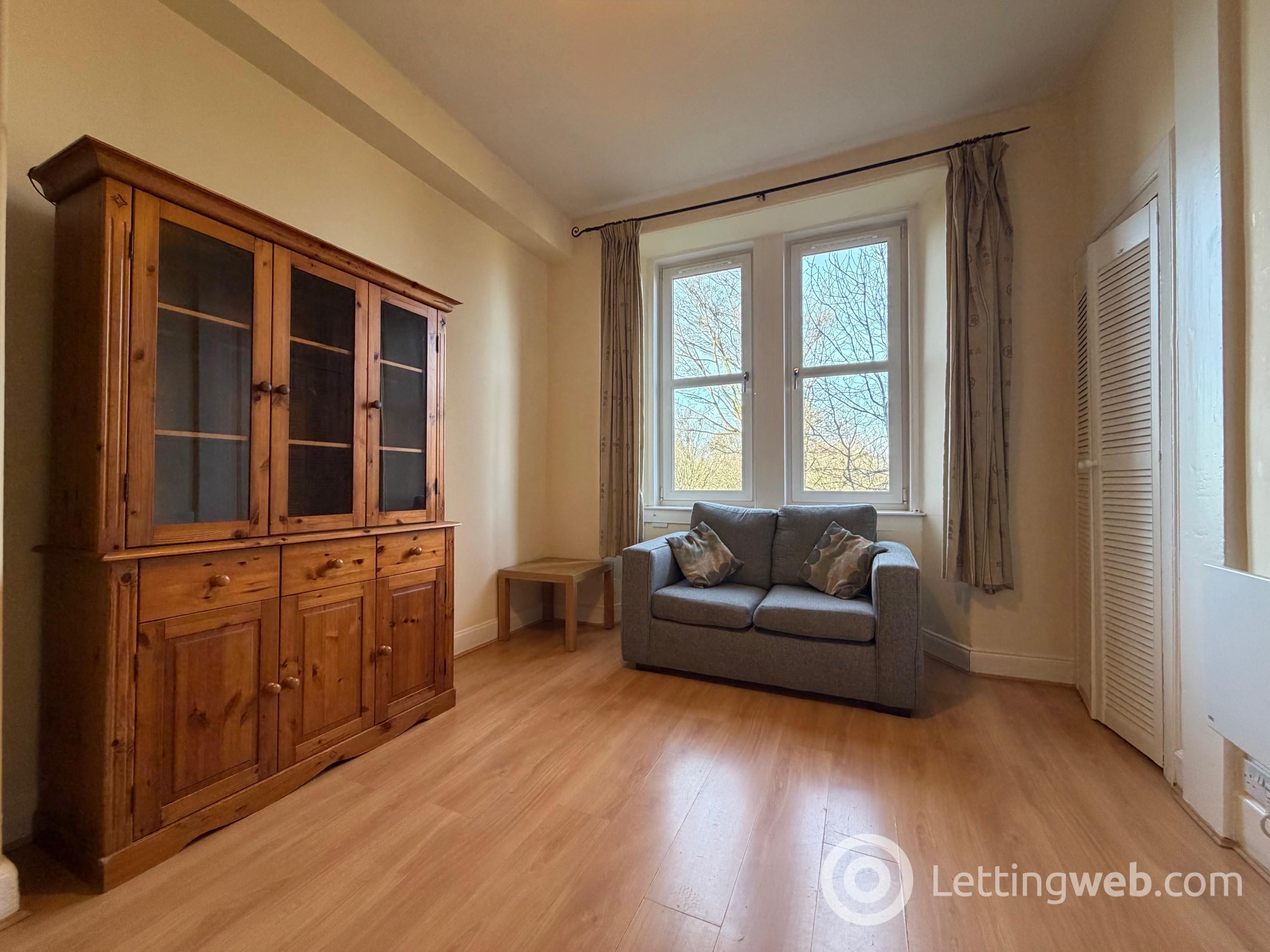 Property to rent in 1/4, Albion Place, Edinburgh, EH7 5QR