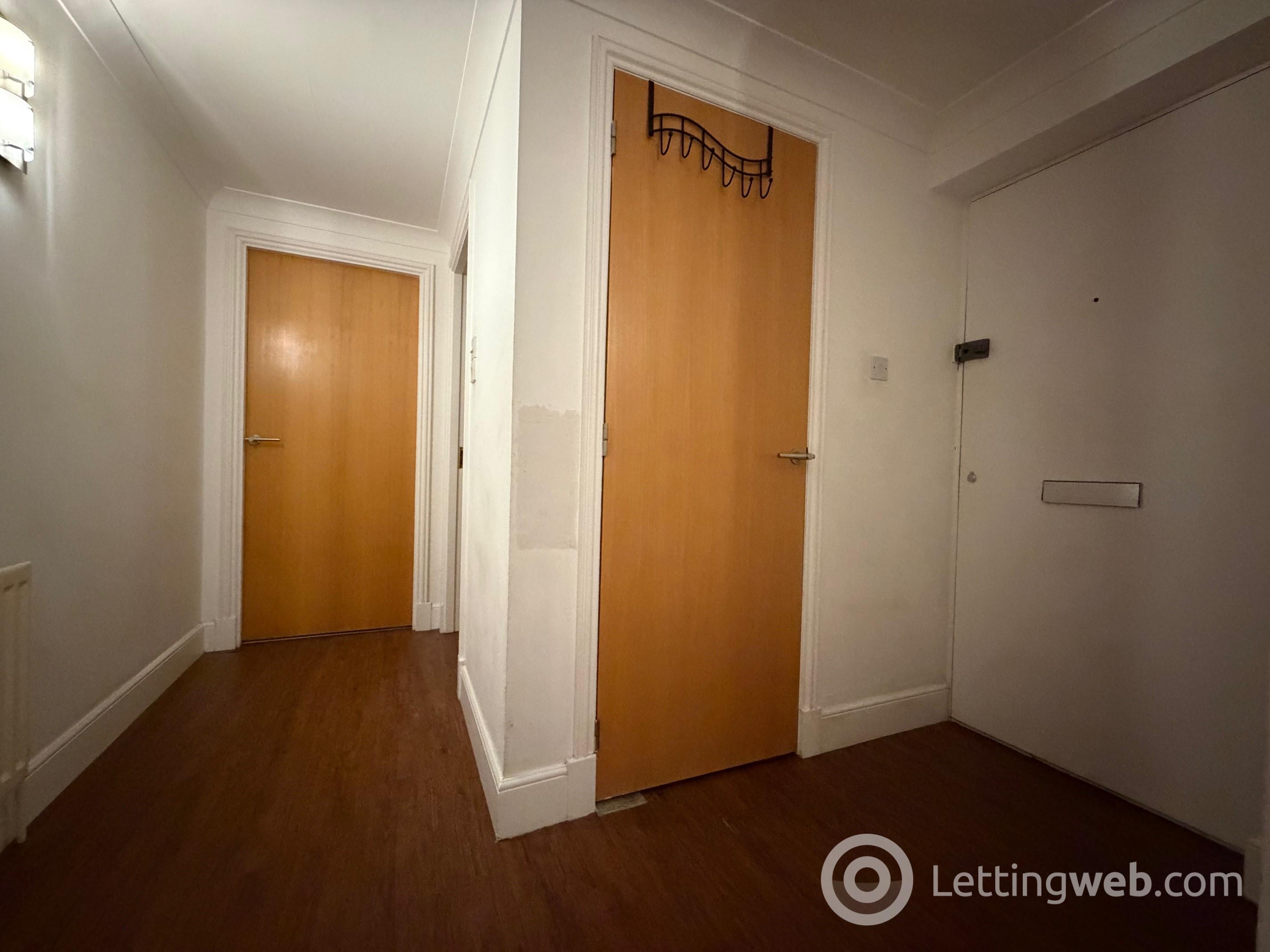 Property to rent in 1/14 Spring Gardens, Edinburgh, EH8 1HU