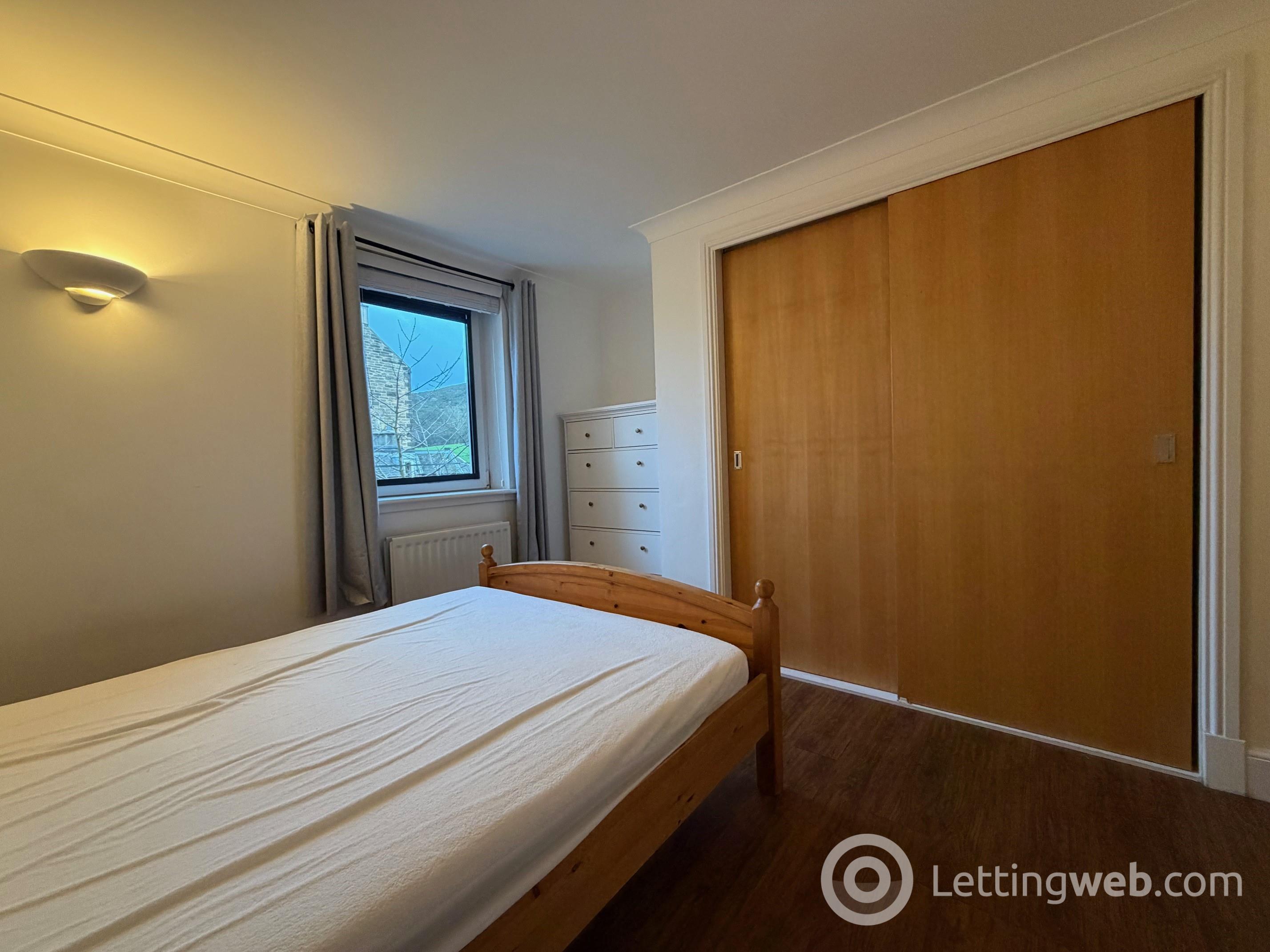 Property to rent in 1/14 Spring Gardens, Edinburgh, EH8 1HU