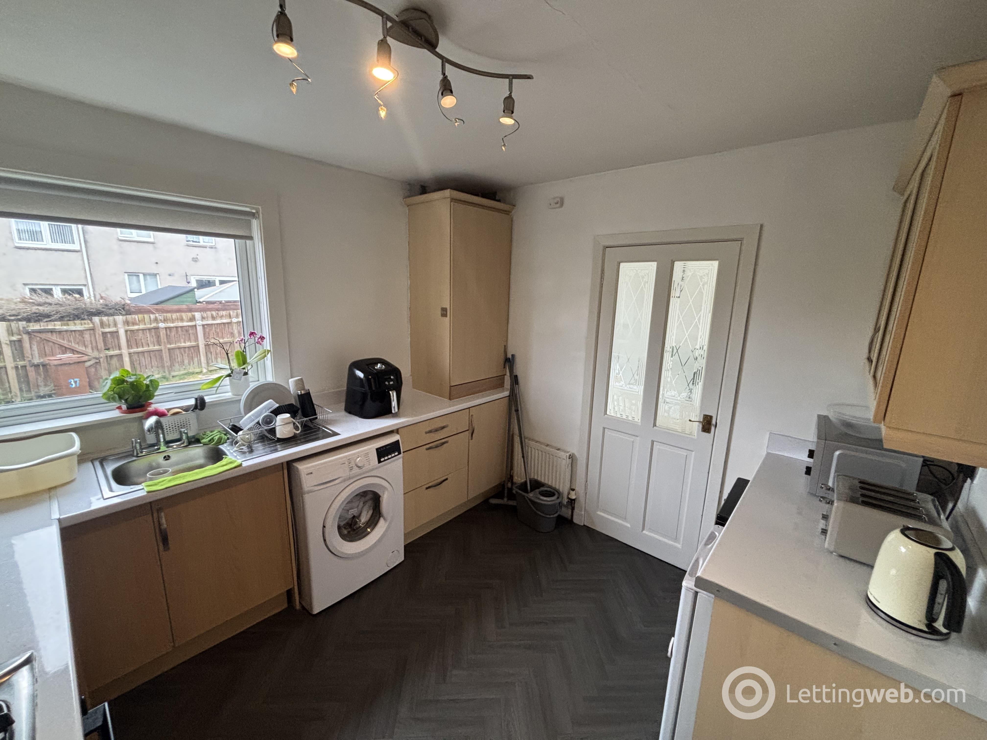 Property to rent in 37 Rosewell Road, Bonnyrigg, EH19 3PP