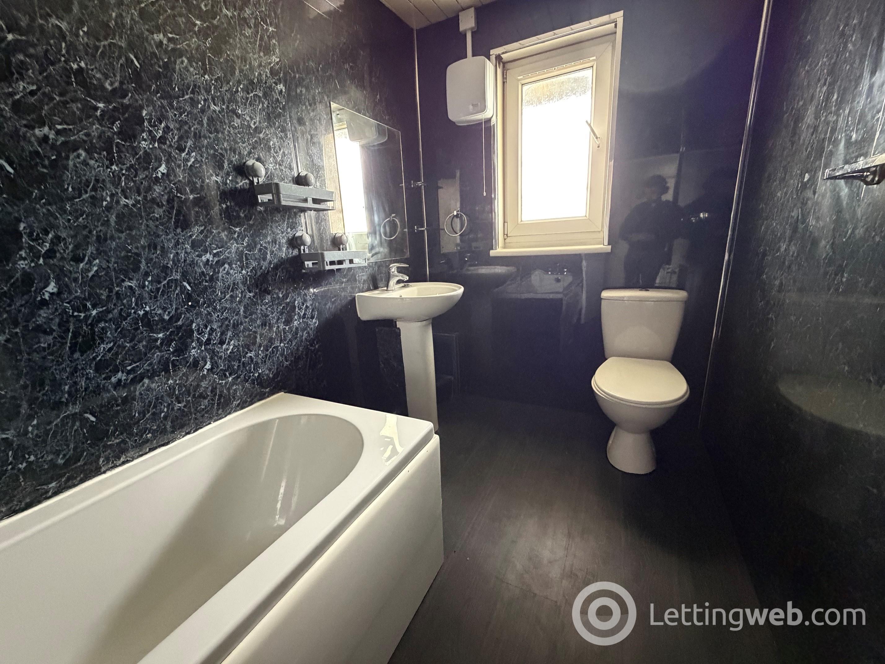 Property to rent in 10/6, Magdalene Drive, Edinburgh, EH15 3DE