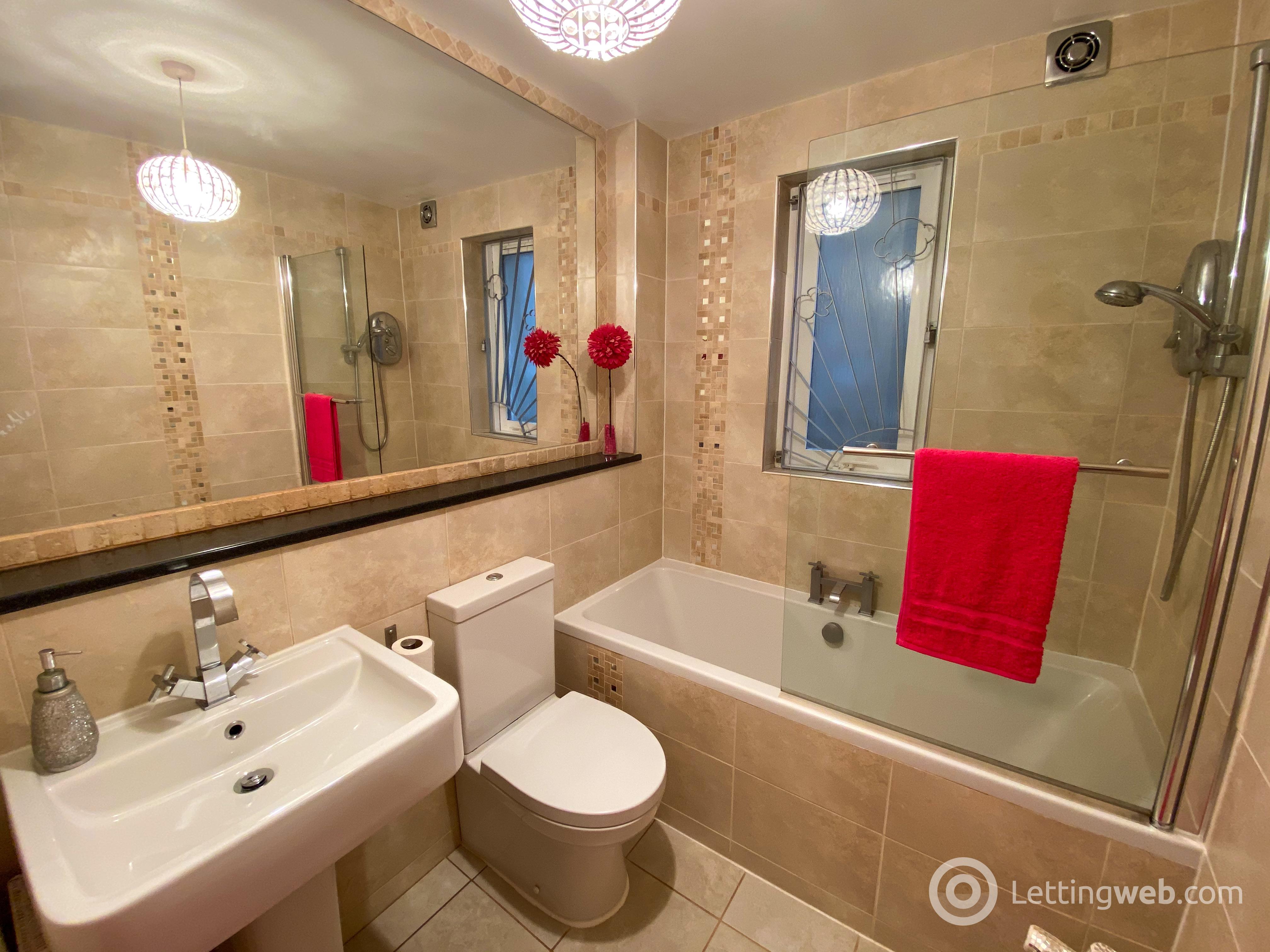 Property to rent in Hawthornden Place, EH7 4RF