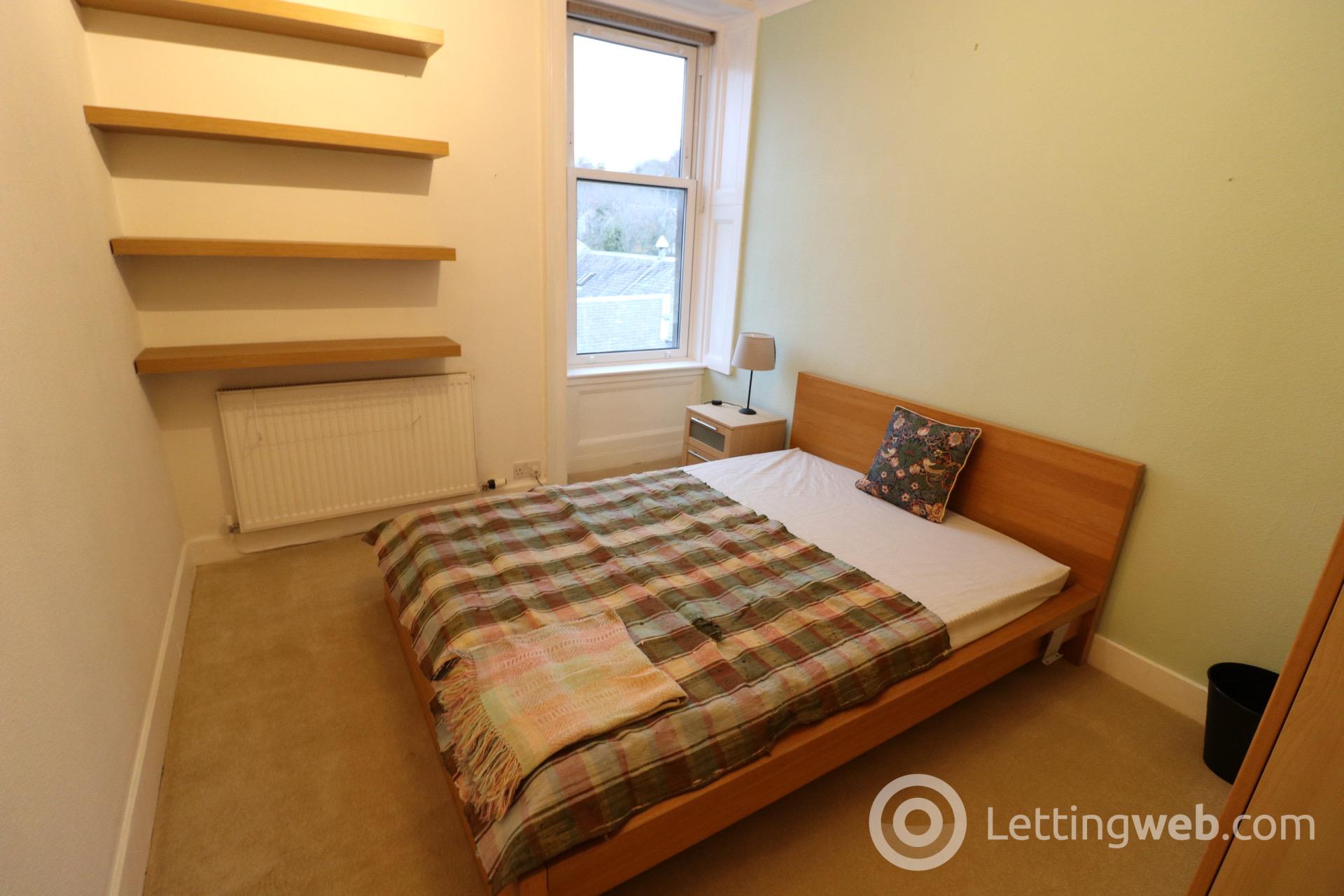 Property to rent in 3 Old Bank Building, Scool Green
