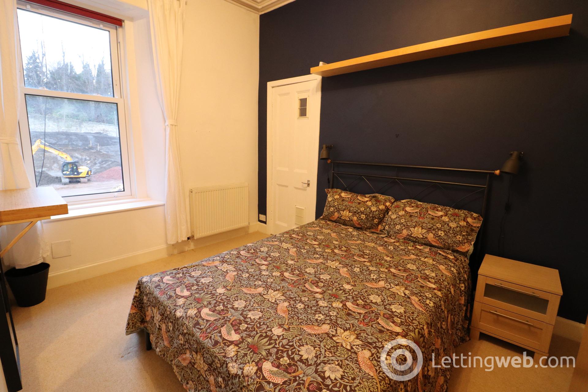 Property to rent in 3 Old Bank Building, Scool Green
