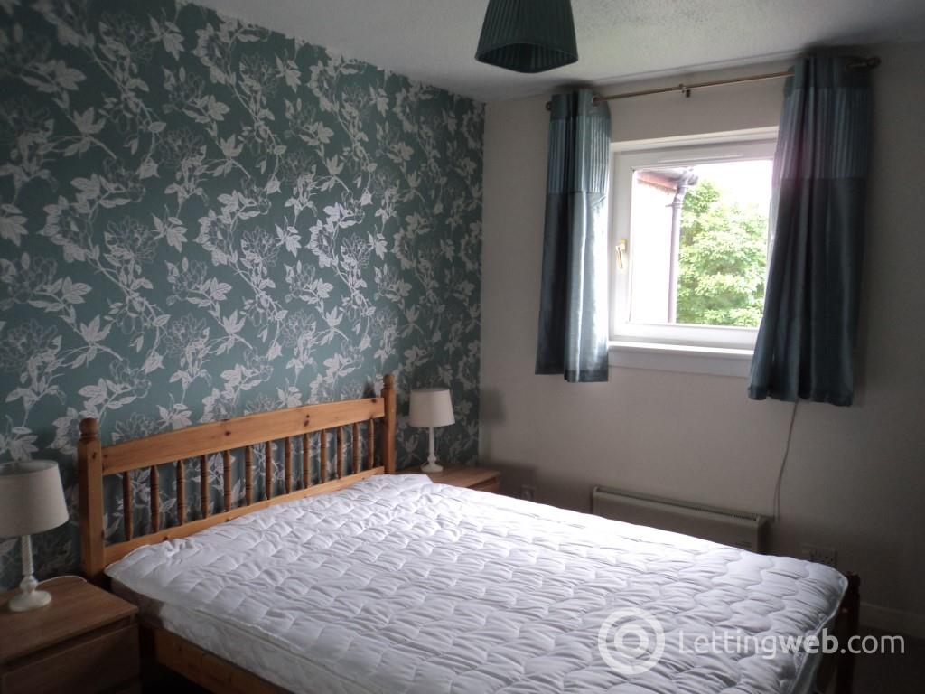 Property to rent in Flat 5, 121 South Scotstoun, South Queensferry, EH30 9YF